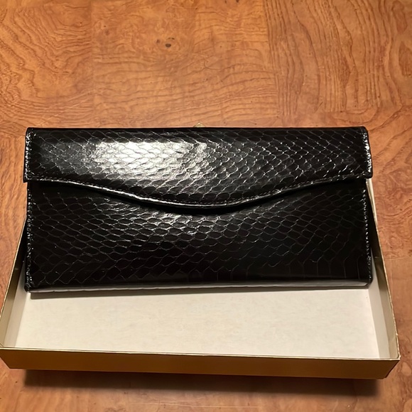 Women’s wallet - Picture 1 of 5